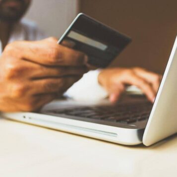 Alternative Payment Methods Worth Considering Alongside Card Processing